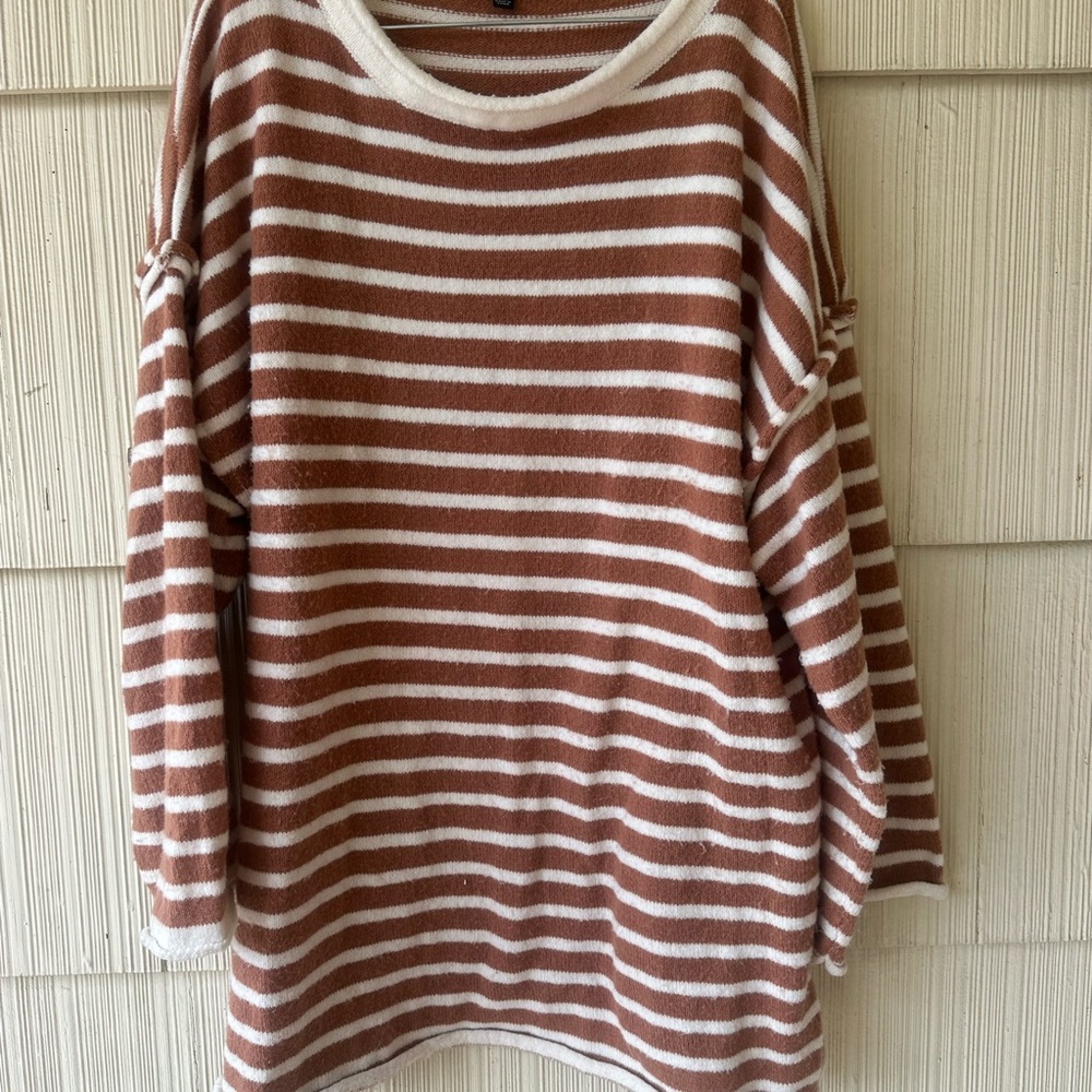 DAVI & DANI Brown and White Striped Sweater